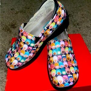 Nurse shoes - Algeria clog shoe size eu 36 
(USA size 5.1/2-6)